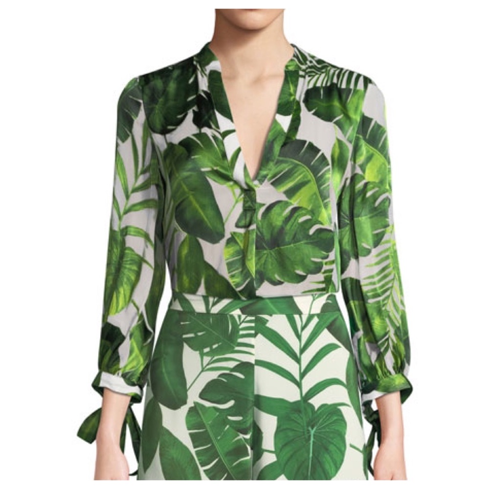 ALICE + OLIVIA Sheila Blouson Sleeve Henley Top - Picture 9 of 13